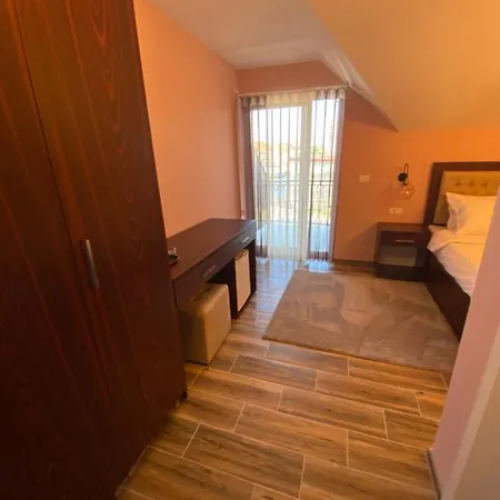Kolonja's Hotell *
